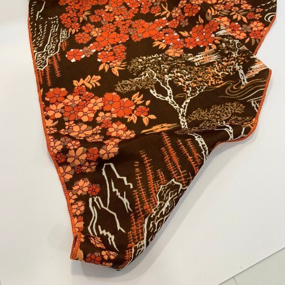 Vintage patterned triangular scarf in brown and orange - Picture 3 of 3